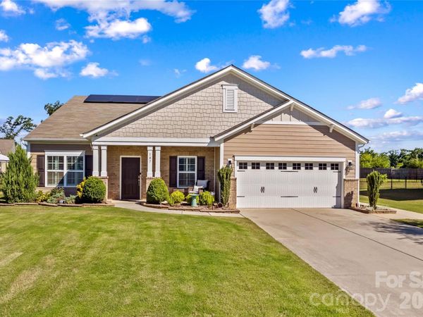 107 Summrow Court , Mooresville, NC 28115