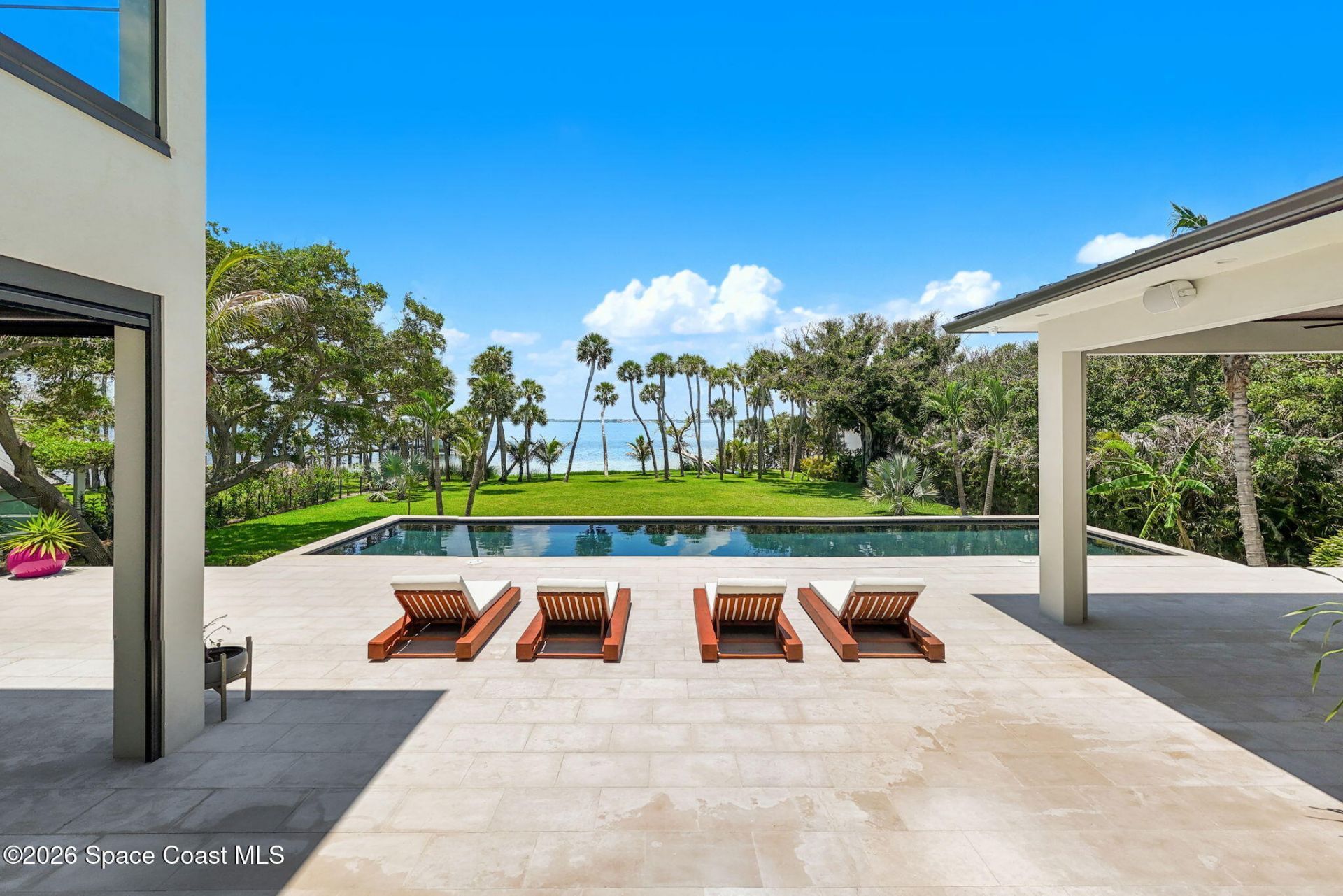 7866 Casuarina Drive, Melbourne Beach, FL 32951 Photo