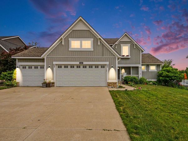 3113 Lowingside Drive, Jenison, MI 49428