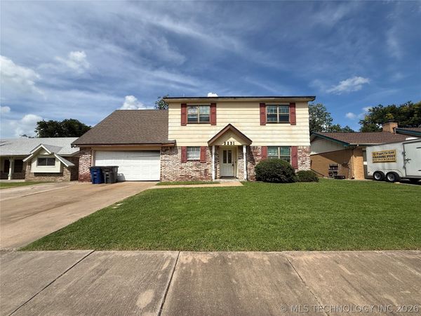 2231 S 117th East Avenue , Tulsa, OK 74129