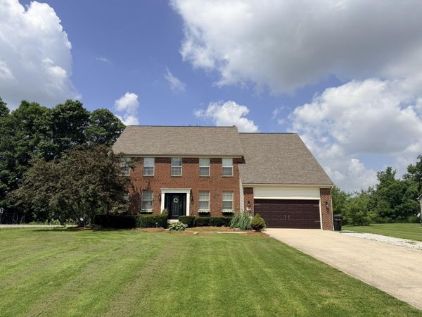 196 Zackary Drive , Granville, OH 43023