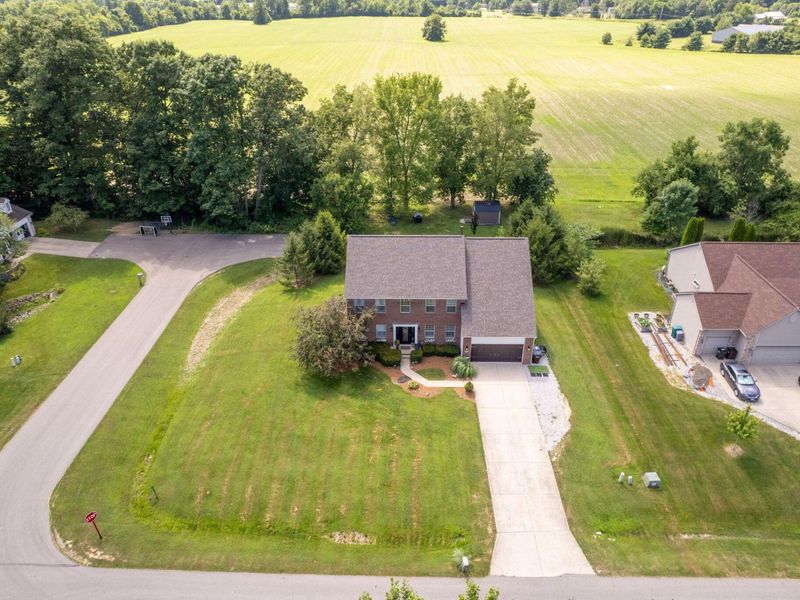 196 Zackary Drive, Granville, OH 43023 Photo 2
