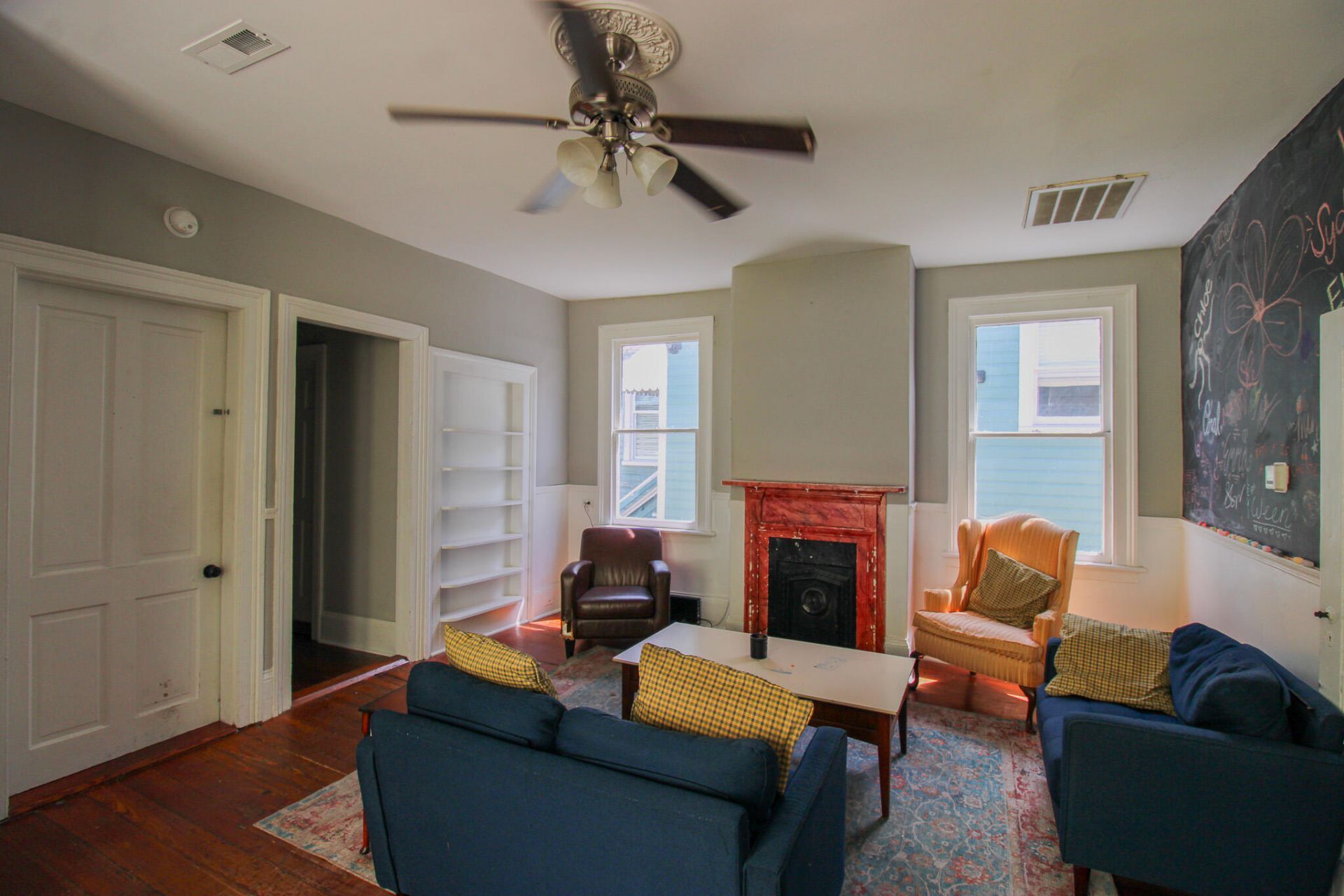 208 Calhoun Street Photo 6
