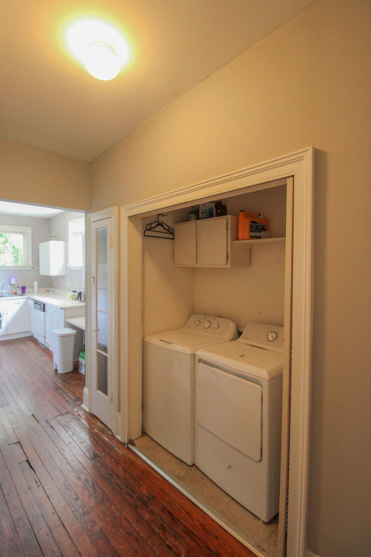 208 Calhoun Street Photo 9