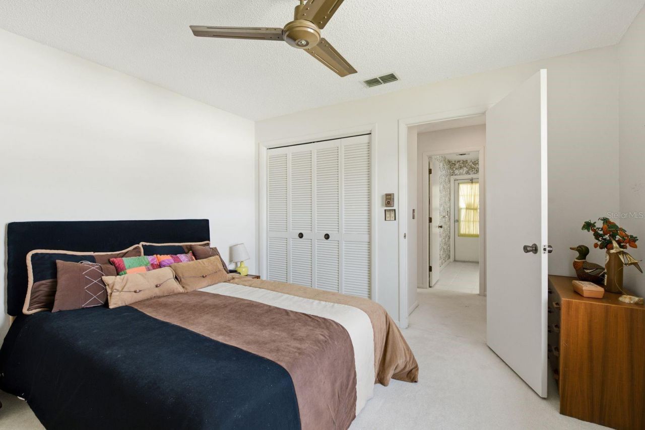 2768 Northridge Drive E, Clearwater, FL 33761 Photo