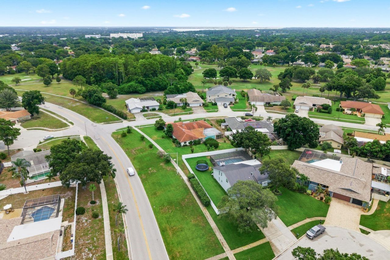 2768 Northridge Drive E, Clearwater, FL 33761 Photo