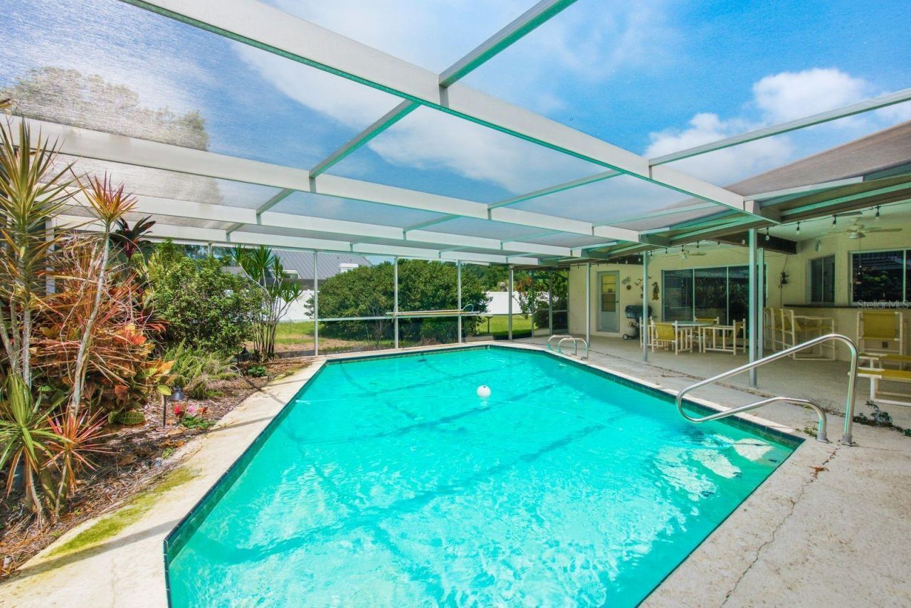 2768 Northridge Drive E, Clearwater, FL 33761 Photo