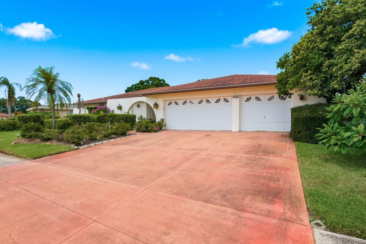 2768 Northridge Drive E, Clearwater, FL 33761 Photo