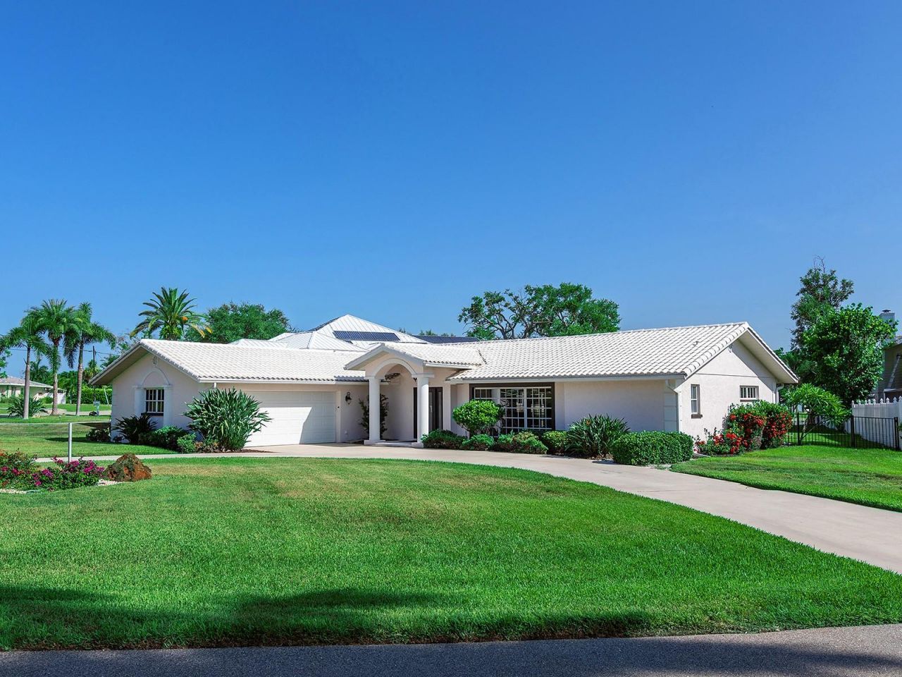 396 Bayshore Drive, Venice, FL 34285 Photo