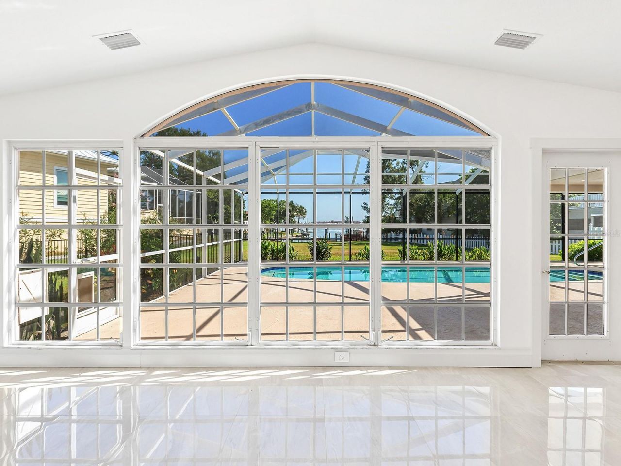 396 Bayshore Drive, Venice, FL 34285 Photo