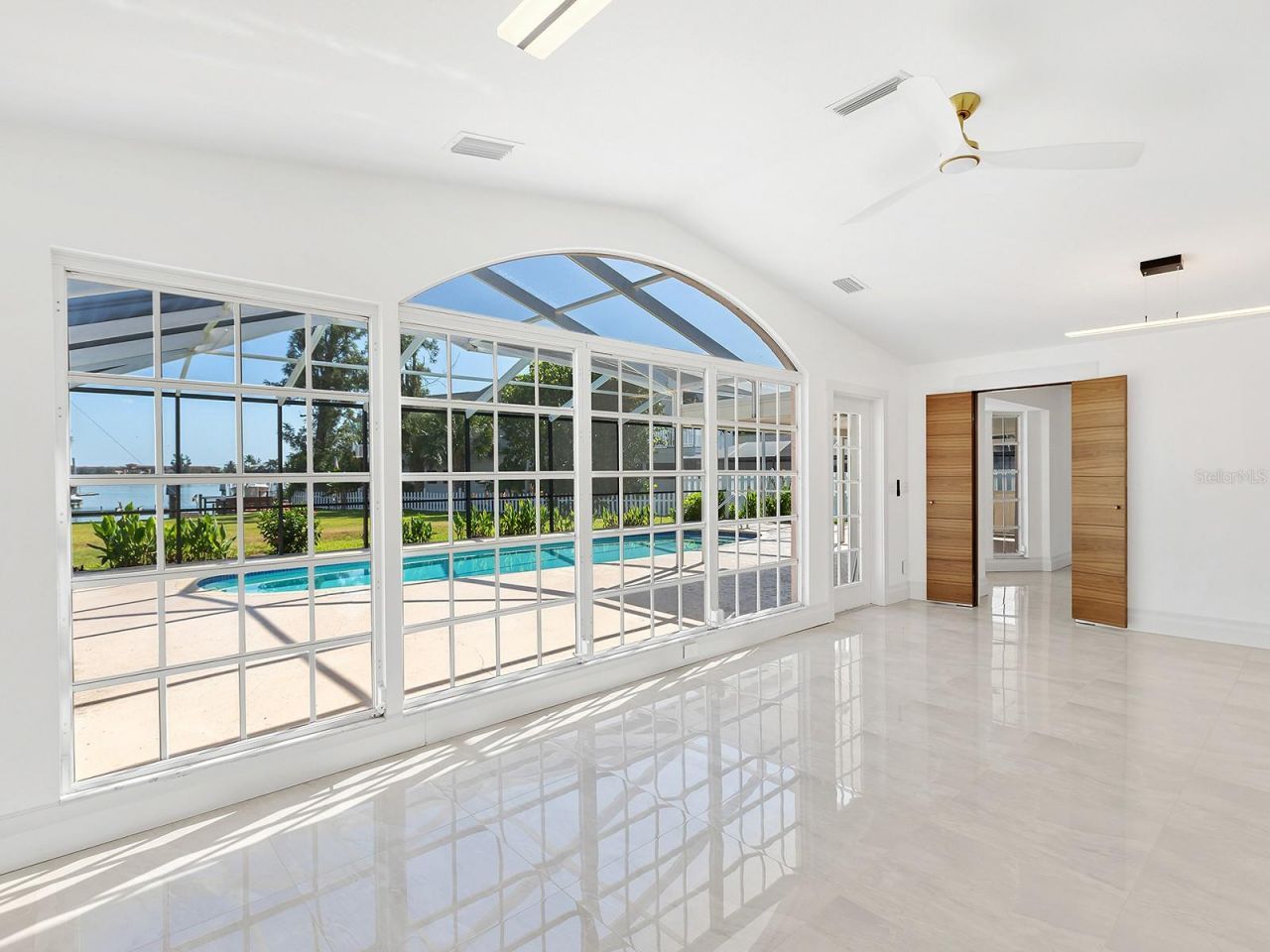 396 Bayshore Drive, Venice, FL 34285 Photo