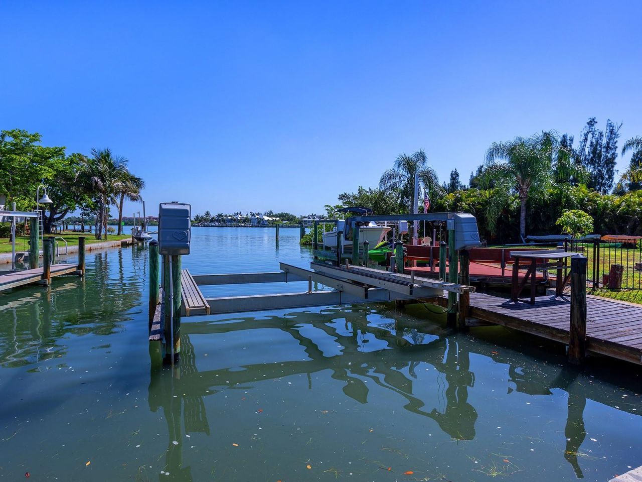 396 Bayshore Drive, Venice, FL 34285 Photo