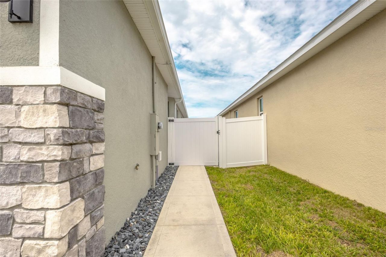 2843 Elio Hammock Drive, Saint Cloud, FL 34773 Photo