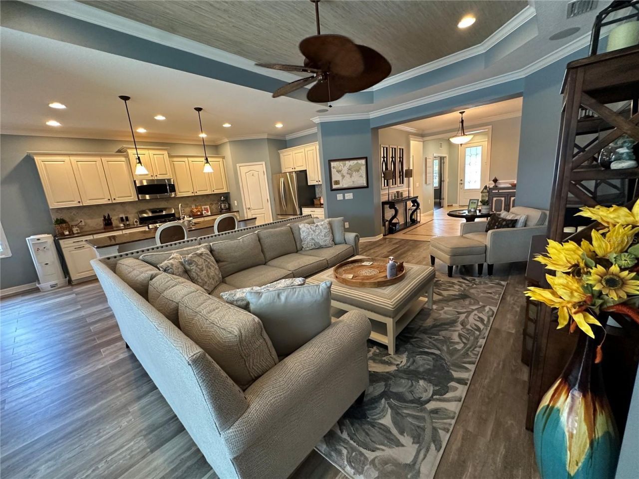 4811 Silvermoss Drive, Sarasota, FL 34243 Photo