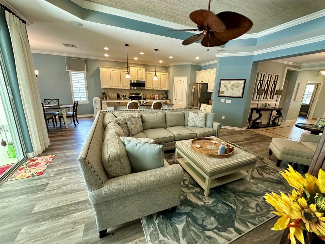 4811 Silvermoss Drive, Sarasota, FL 34243 Photo