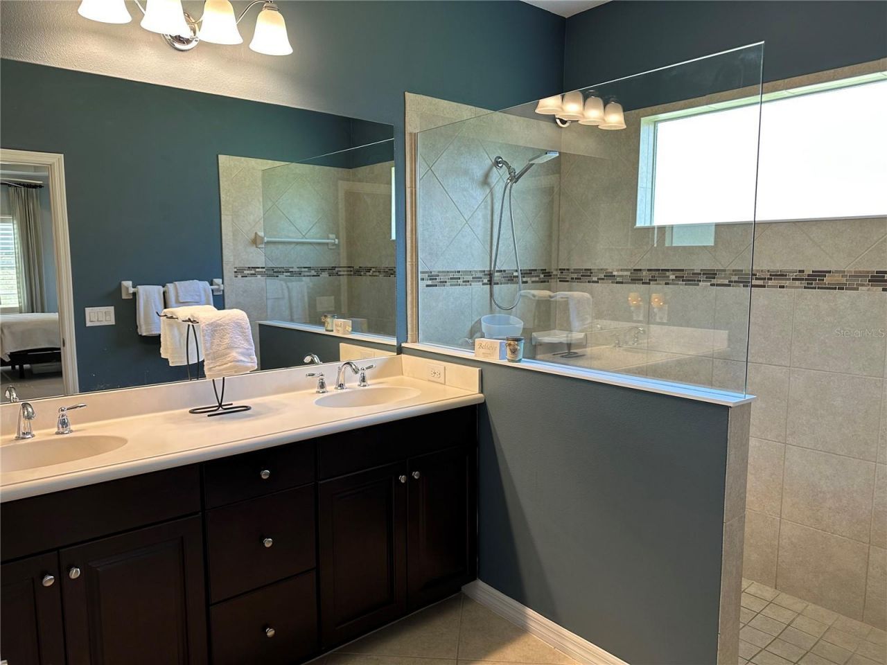 4811 Silvermoss Drive, Sarasota, FL 34243 Photo