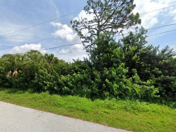 6042 HOOPER LANE , ENGLEWOOD, FL 34224