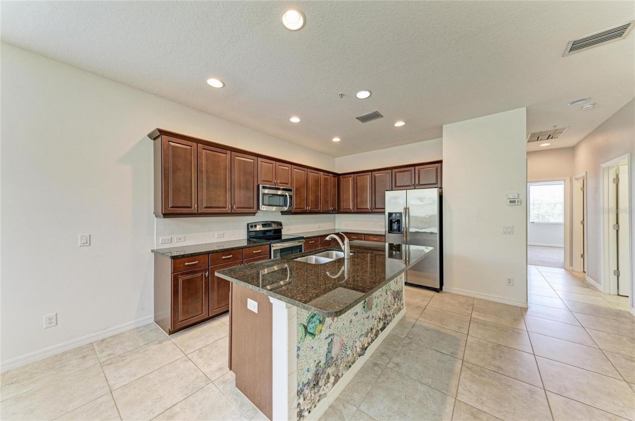 8143 Miramar Way , Unit 8143, Lakewood Ranch, FL 34202 Photo