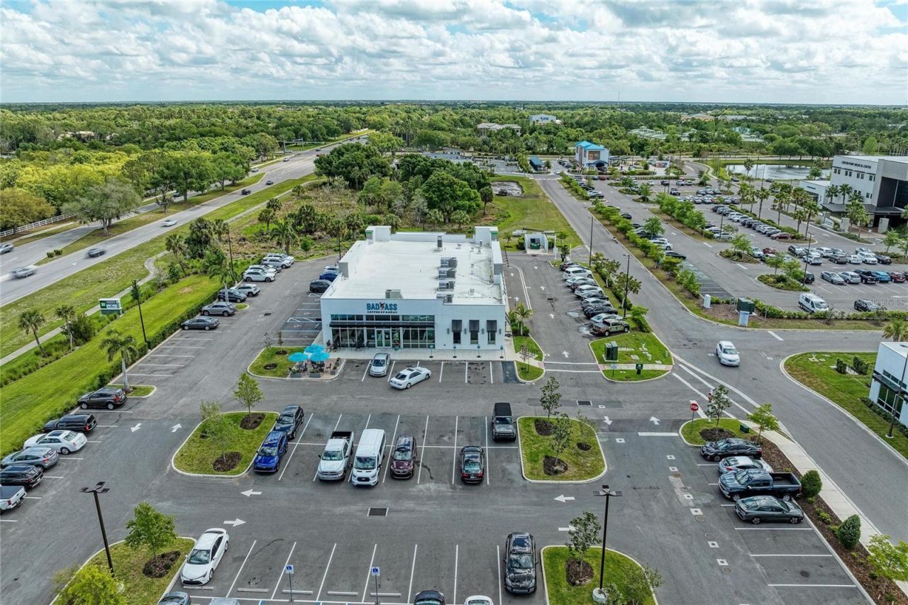 8143 Miramar Way , Unit 8143, Lakewood Ranch, FL 34202 Photo