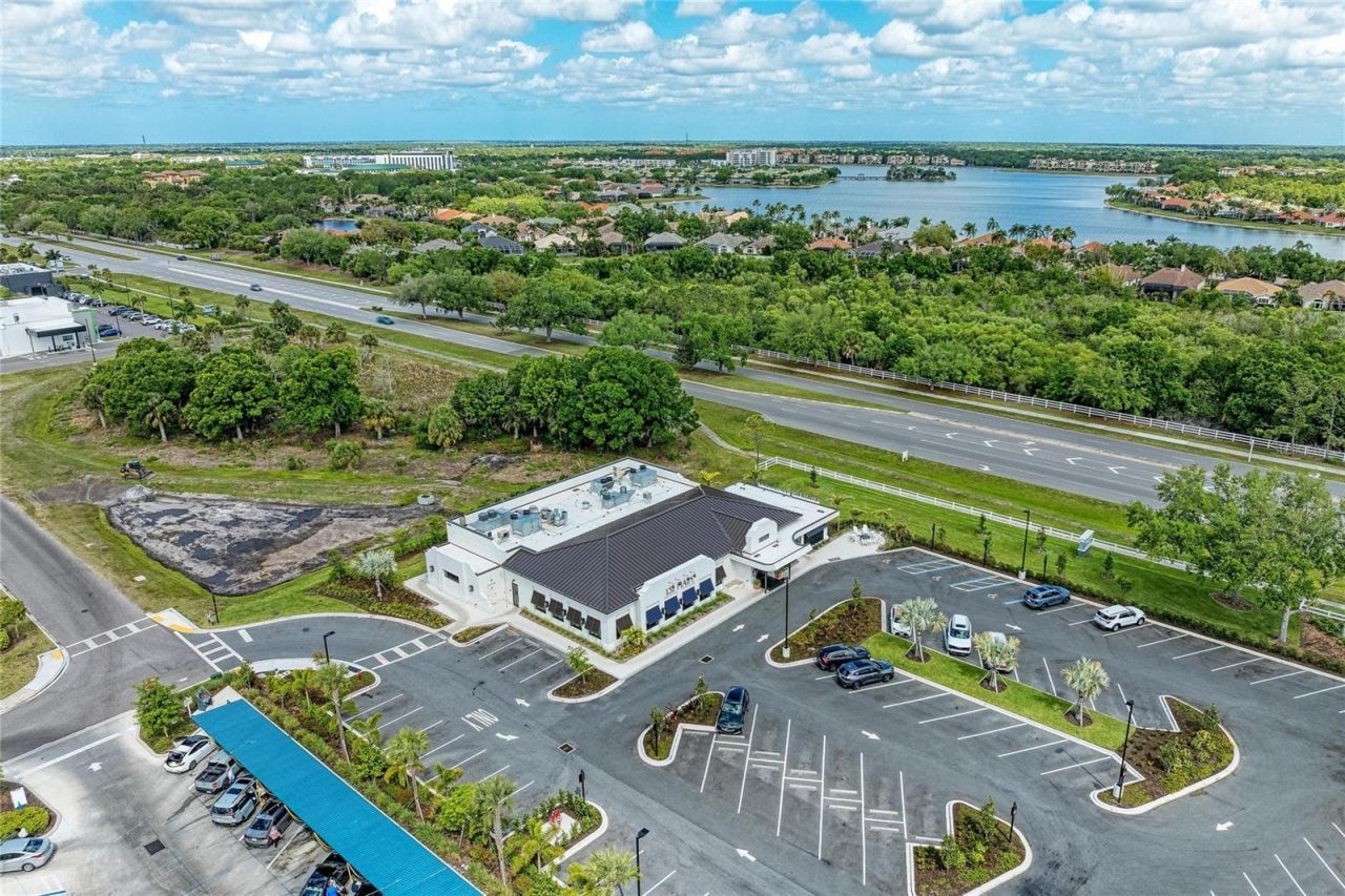 8143 Miramar Way , Unit 8143, Lakewood Ranch, FL 34202 Photo
