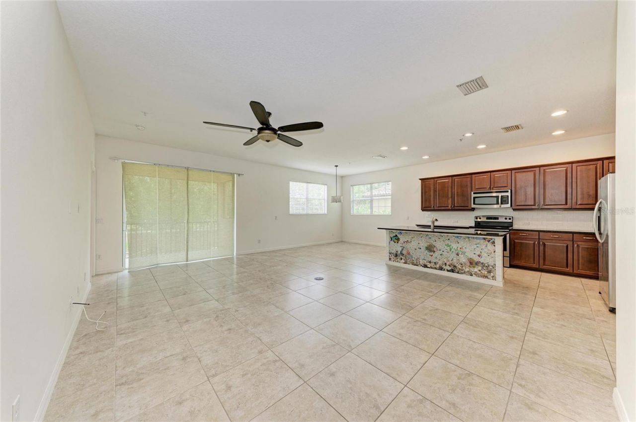 8143 Miramar Way , Unit 8143, Lakewood Ranch, FL 34202 Photo