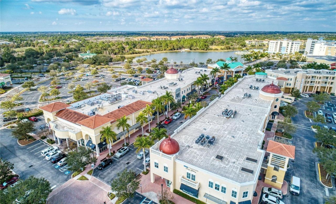 8143 Miramar Way , Unit 8143, Lakewood Ranch, FL 34202 Photo