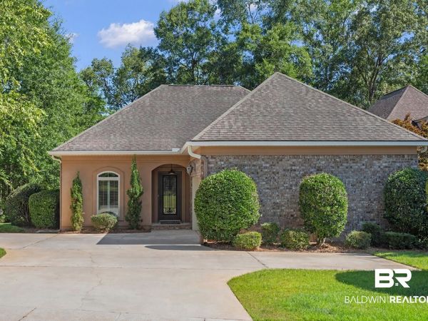 103 N North Creek Circle, Fairhope, AL 36532