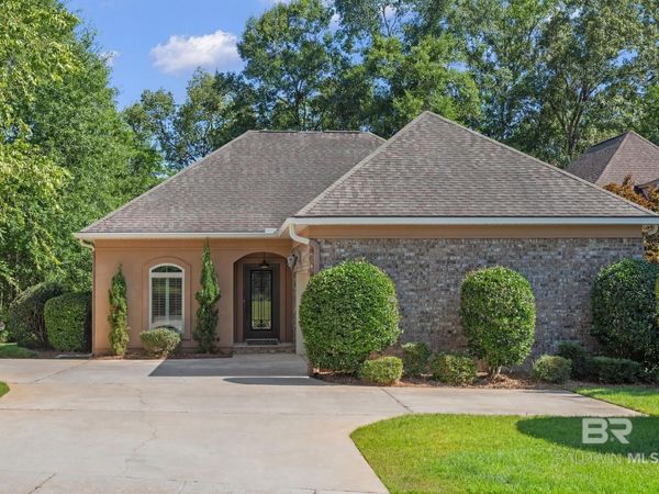 103 N North Creek Circle, Fairhope, AL 36532