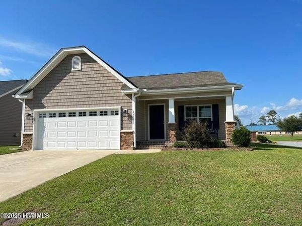 3300 Pacolet Drive , Greenville, NC 27834