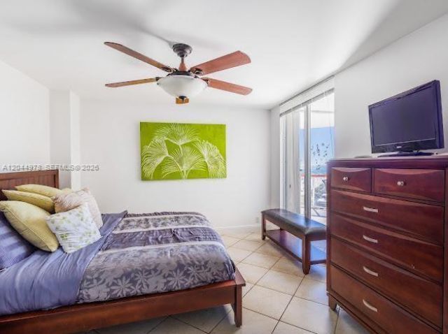 6767 Collins Ave , Unit 1608, Miami Beach, FL 33141 Photo