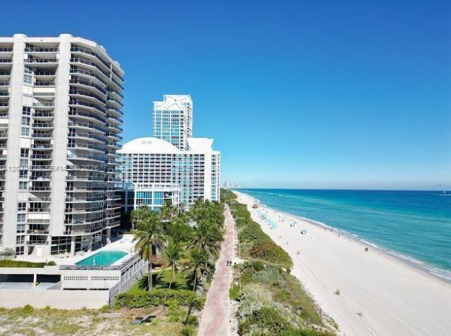 6767 Collins Ave , Unit 1608, Miami Beach, FL 33141 Photo
