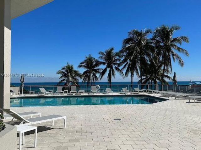 6767 Collins Ave , Unit 1608, Miami Beach, FL 33141 Photo