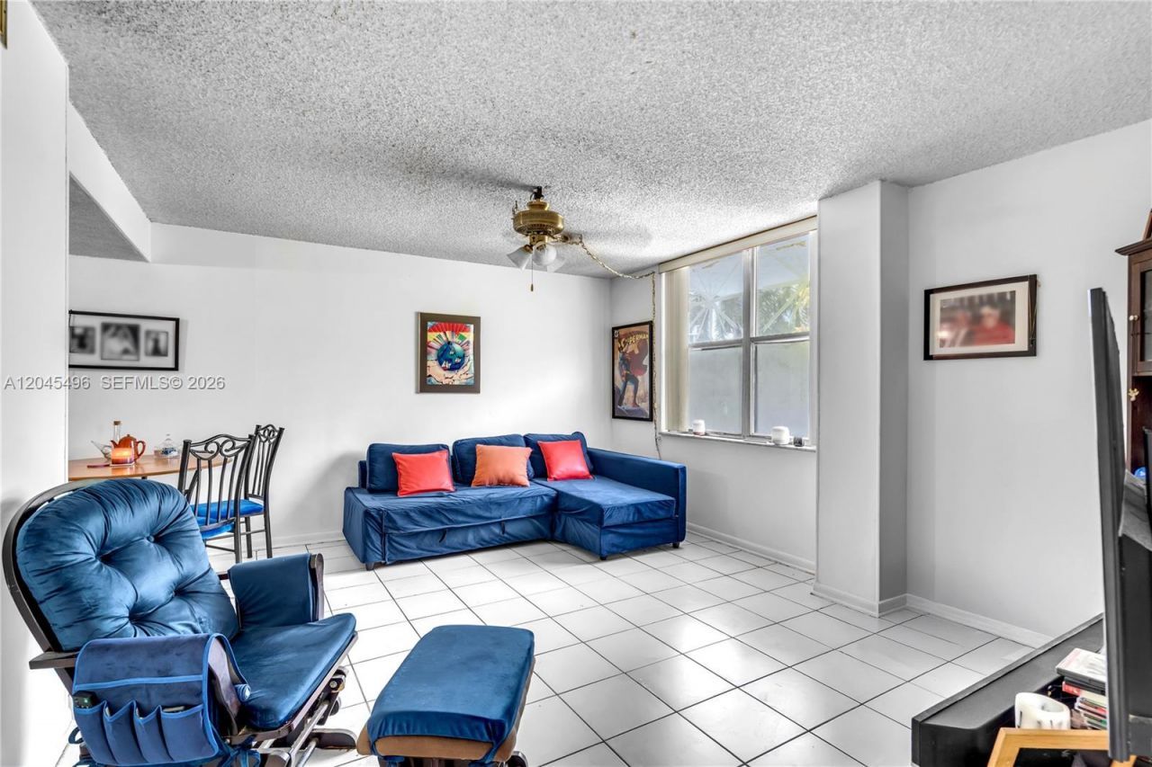 899 West Ave, Unit 3M, Miami Beach, FL 33139 Photo