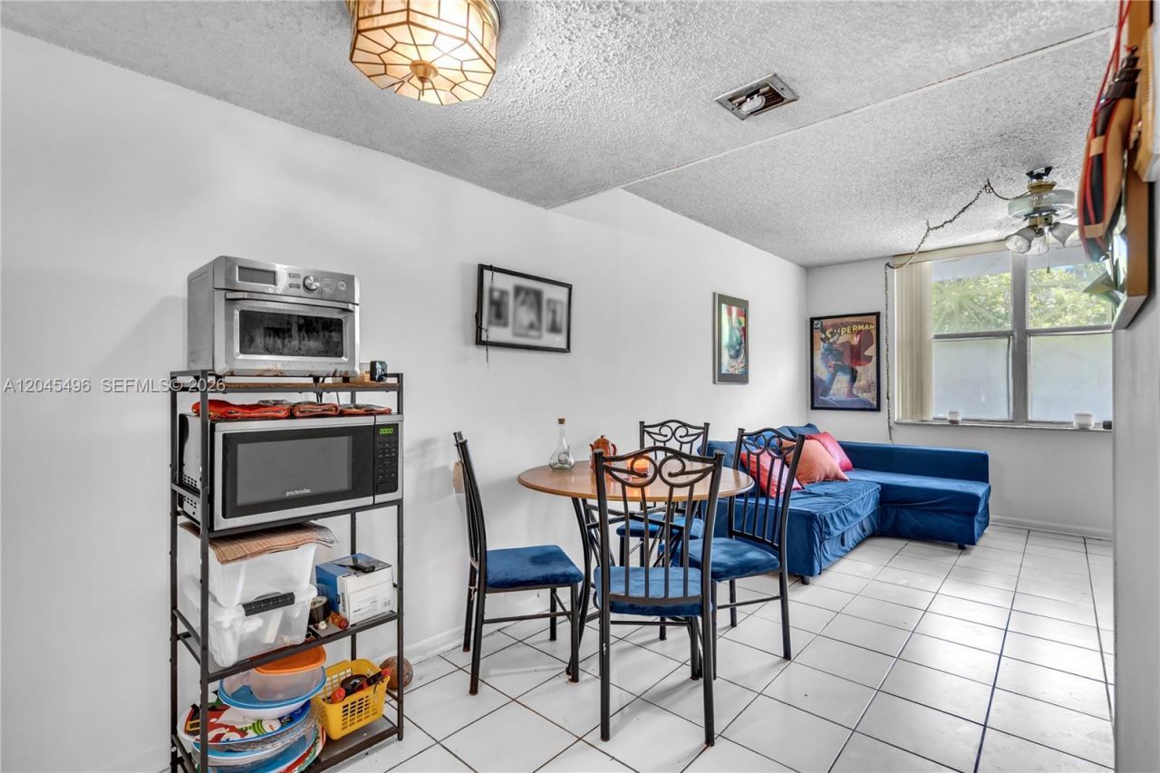 899 West Ave, Unit 3M, Miami Beach, FL 33139 Photo