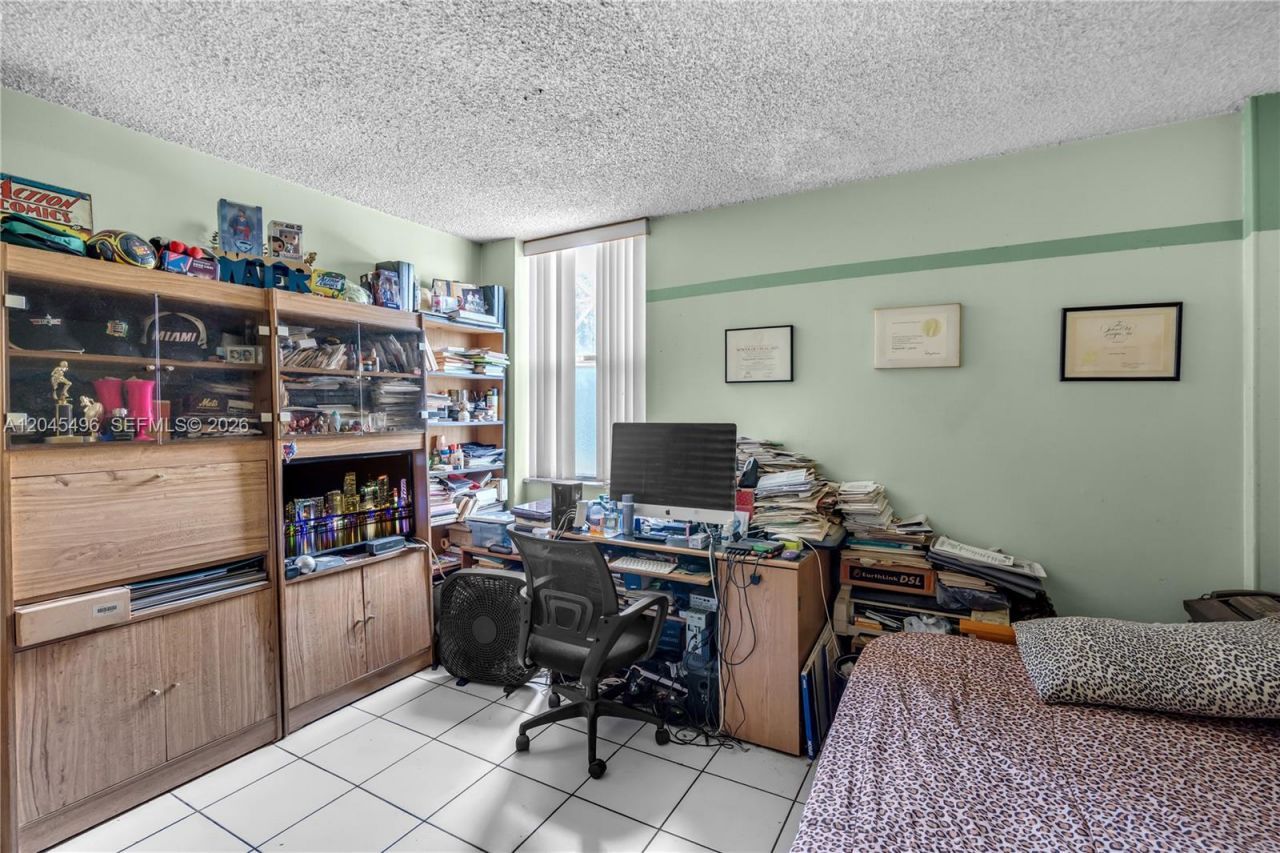 899 West Ave, Unit 3M, Miami Beach, FL 33139 Photo