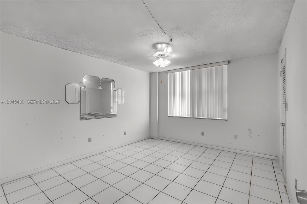 899 West Ave, Unit 3M, Miami Beach, FL 33139 Photo