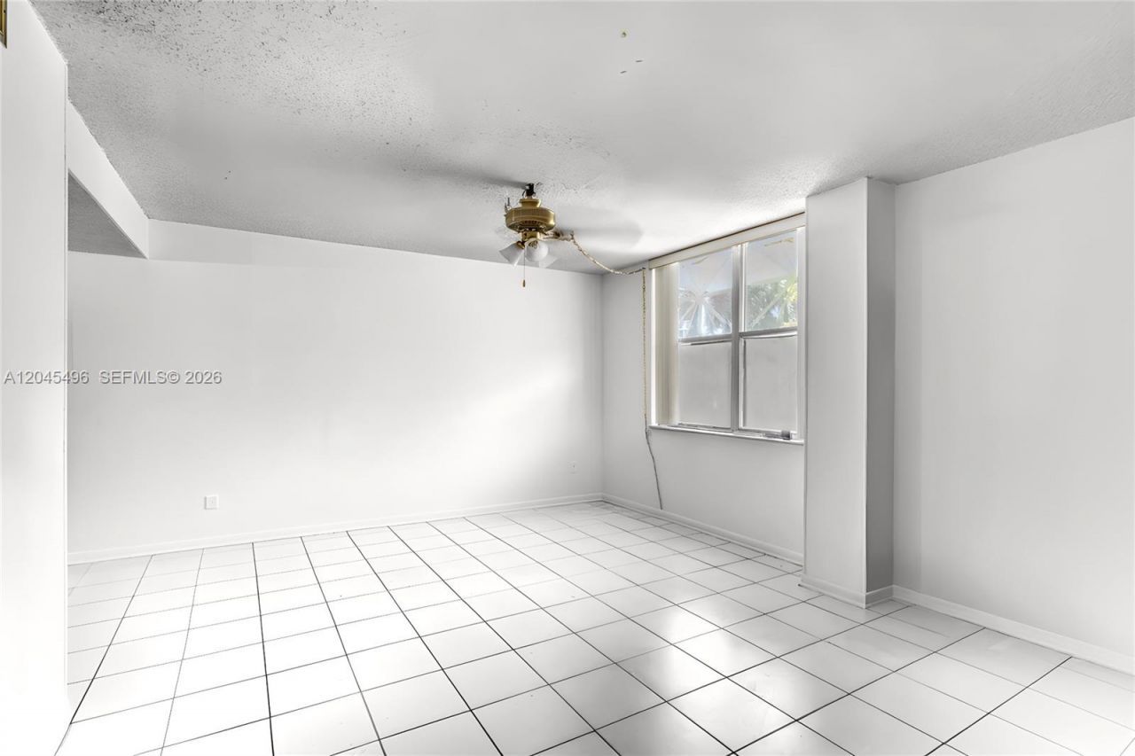 899 West Ave, Unit 3M, Miami Beach, FL 33139 Photo