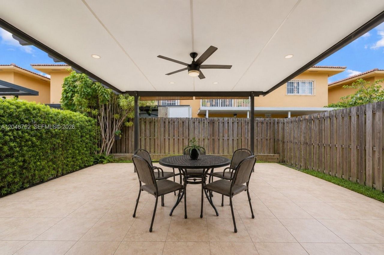 3539 W 76th St , Unit 6, Hialeah, FL 33018 Photo