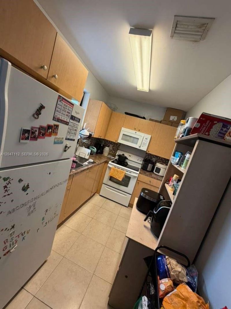 2816 NW 15th St , Unit 2R, Miami, FL 33125 Photo