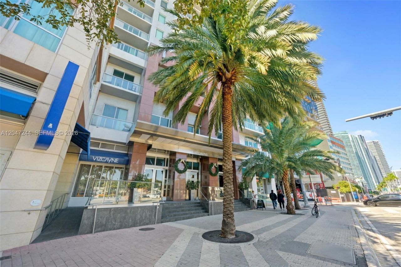 244 Biscayne Blvd , Unit 451, Miami, FL 33132 Photo