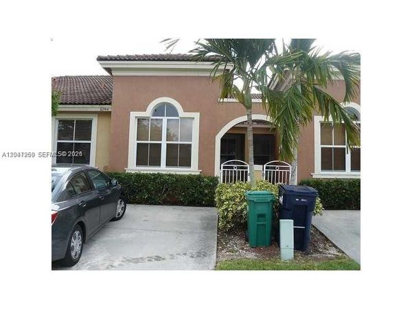 10970 SW 237th Ln, Homestead, FL 33032