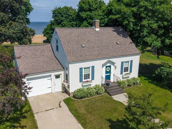 232 1ST STREET, Menominee, MI 49858