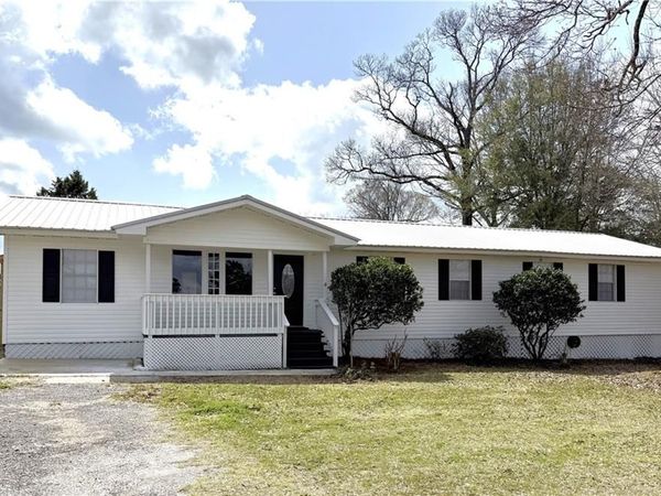 10219 Gulfcrest Road, Chunchula, AL 36521