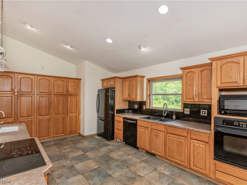 6205 River Road, Madison, OH 44057 Photo 14