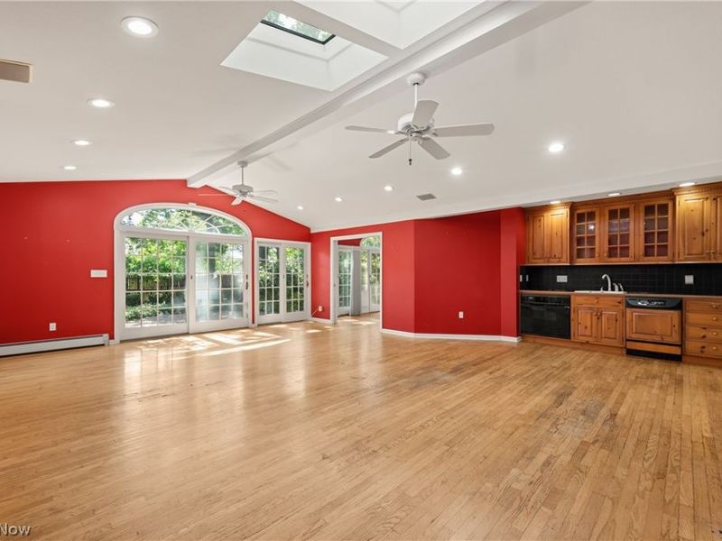 1385 Queen Annes Gate, Westlake, OH 44145 Photo 12