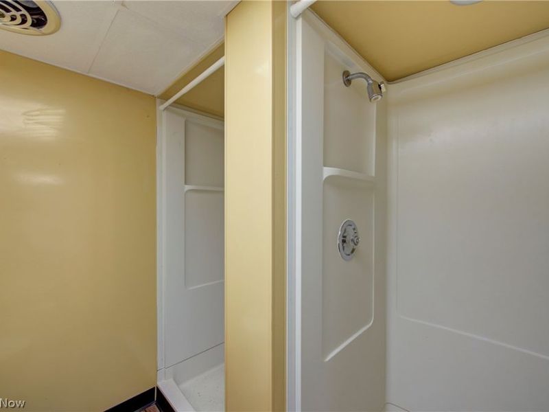 1385 Queen Annes Gate, Westlake, OH 44145 Photo 45