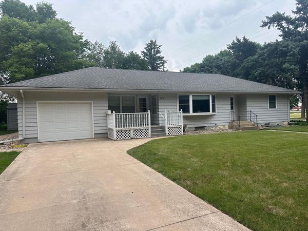 185 10th Street, Tracy, MN 56175