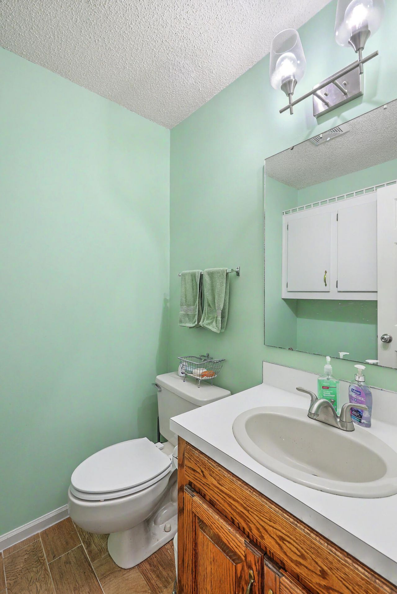 118 King Charles Circle Photo 12