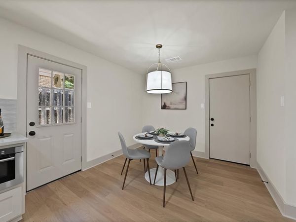 5704 Wessex Avenue, Fort Worth, TX 76133