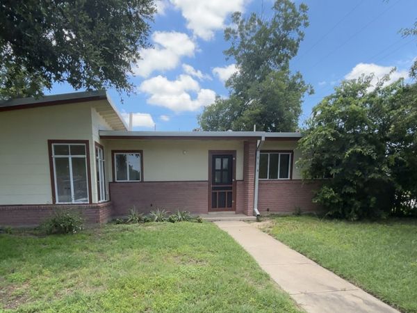 102 Cyril, San Antonio, TX 78218